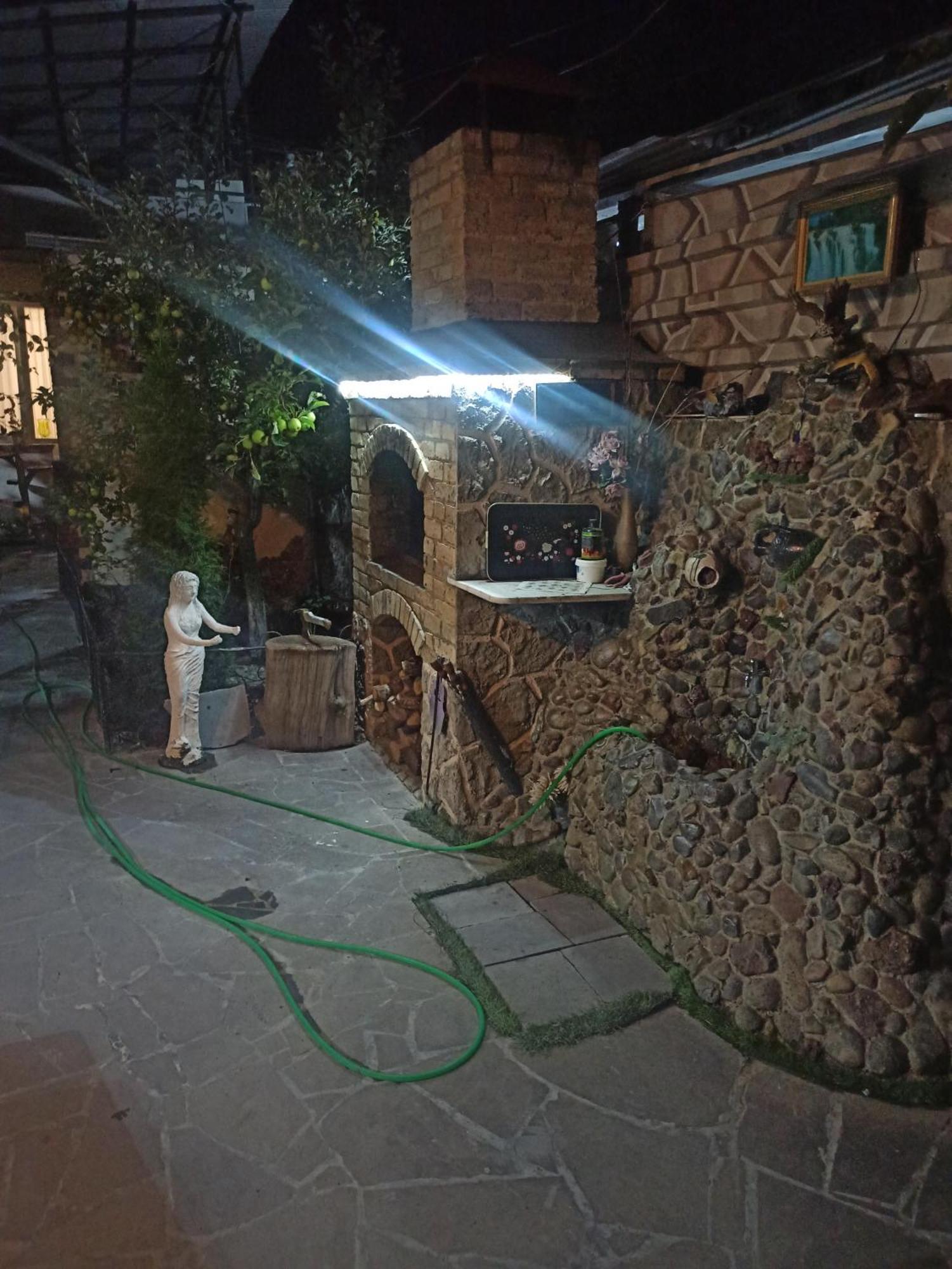 Посуточный Гостевой Дом ギュムリ 部屋 写真